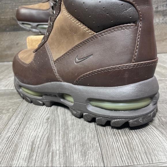 nike acg goadome brown